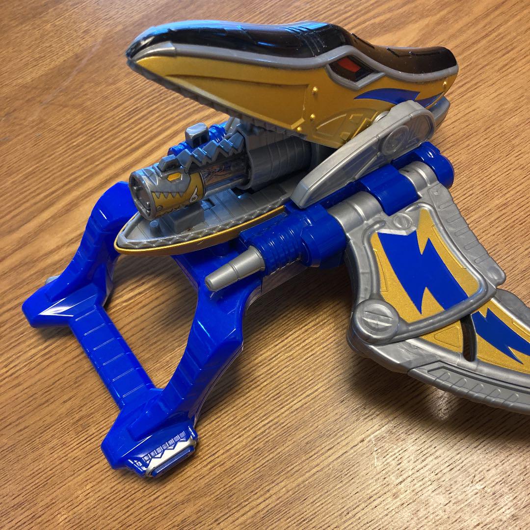 獣電戦隊キョウリュウジャー 変身ガントレット ガブリチェンジャー - メルカリ 獣電戦隊キョウリュウジャー 変身ガントレット ガブリチェンジャー - メルカリ