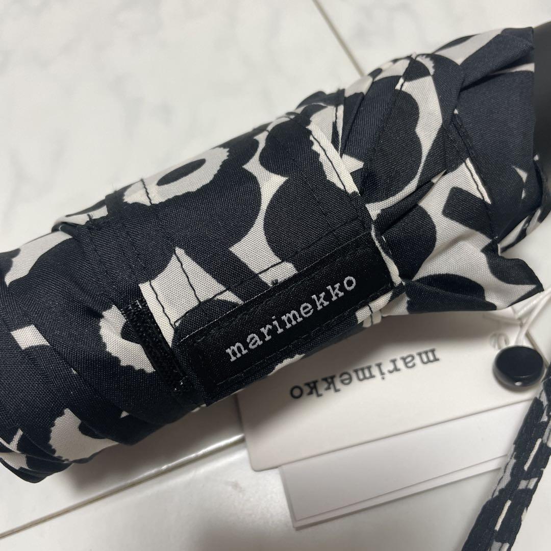 【新品未使用】Marimekko マリメッコ 折りたたみ傘 雨傘