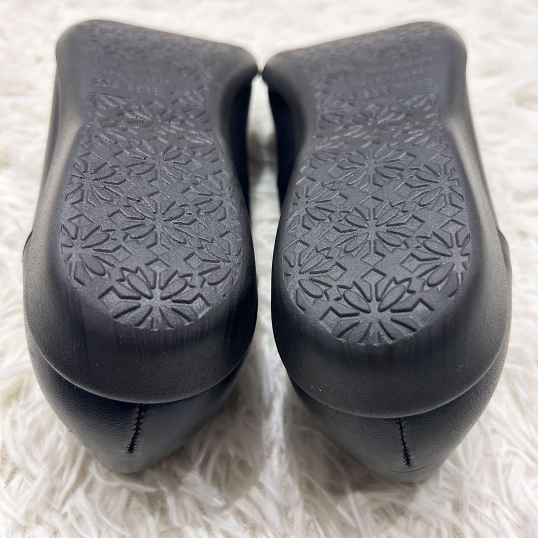 美品✨ミスキョウコ＊軽量 エナメル コンビ フラットシューズ 23.5㎝ 4E