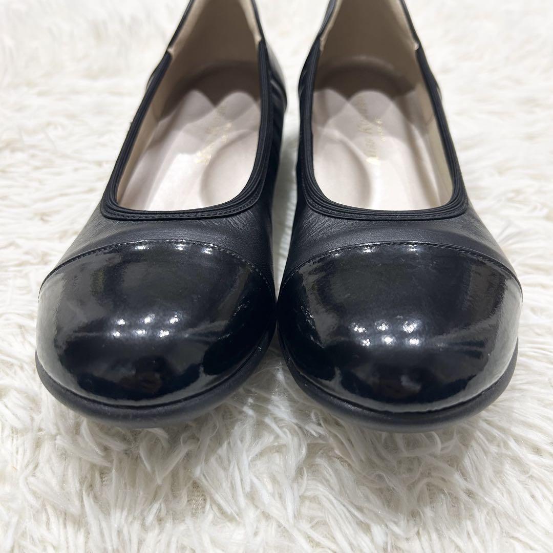 美品✨ミスキョウコ＊軽量 エナメル コンビ フラットシューズ 23.5㎝ 4E