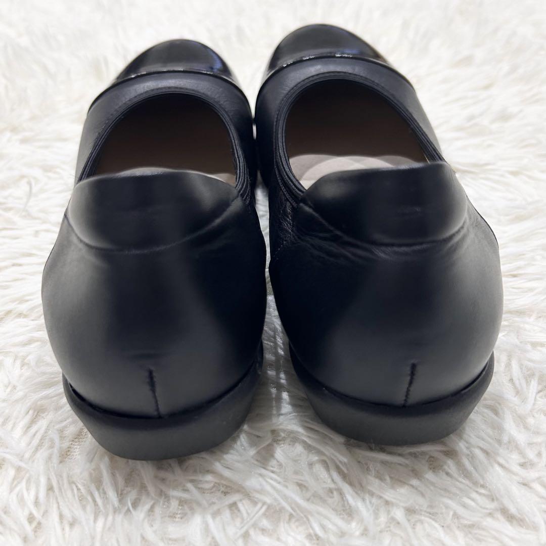 美品✨ミスキョウコ＊軽量 エナメル コンビ フラットシューズ 23.5㎝ 4E