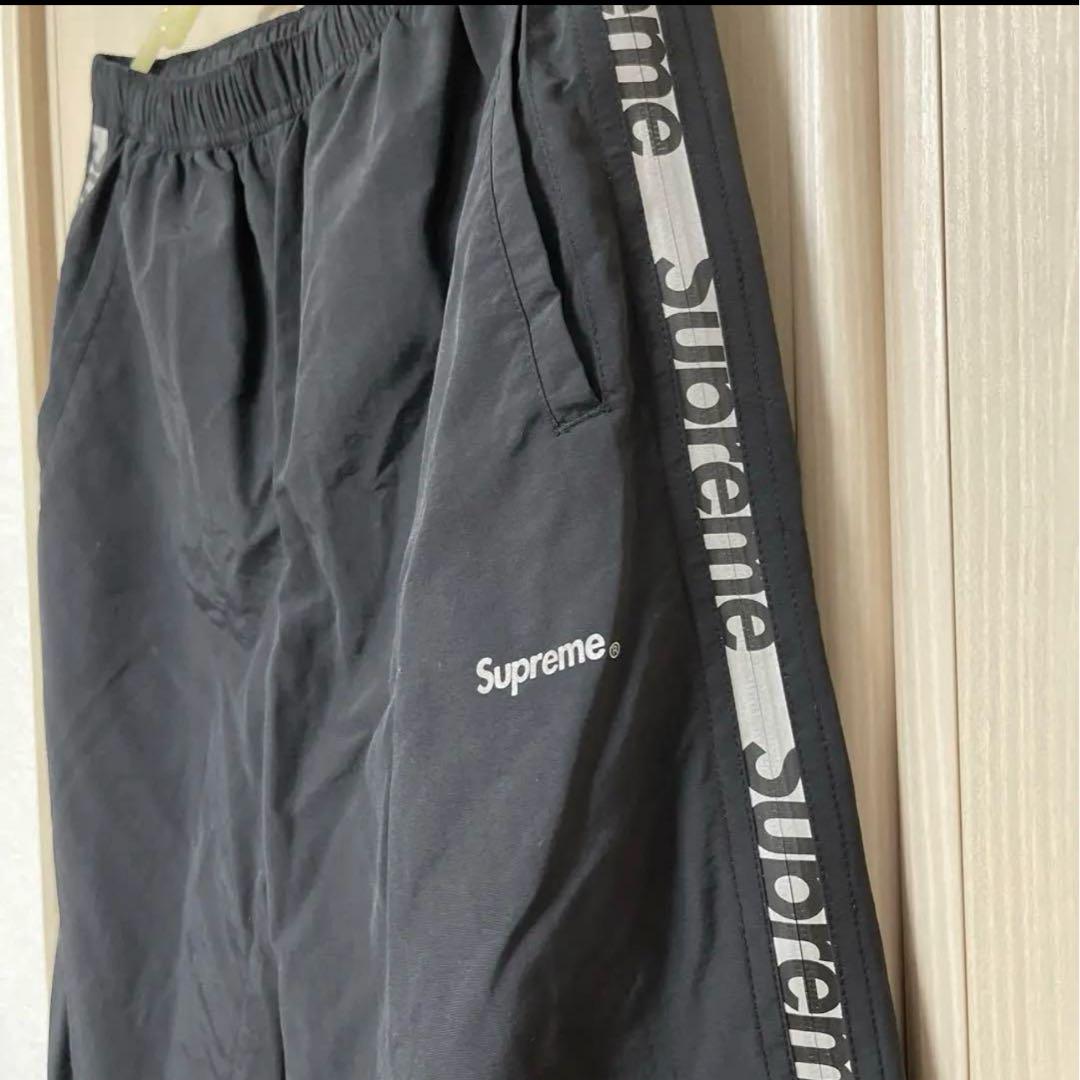 Supreme ブラック トラックパンツ