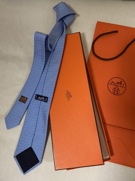 豊富な好評 美品 袋付き です jskVx-m66420646418 エルメスネクタイ 箱 低価正規品