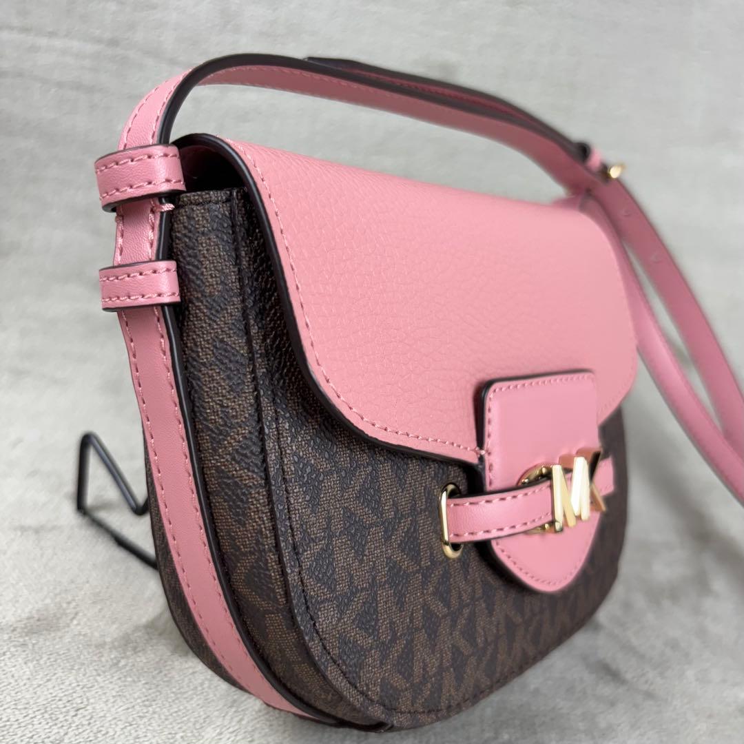 ★美品★ MICHAEL KORS マイケルコース ミニショルダーバッグ ★美品★ MICHAEL KORS マイケルコース ミニショルダーバッグ