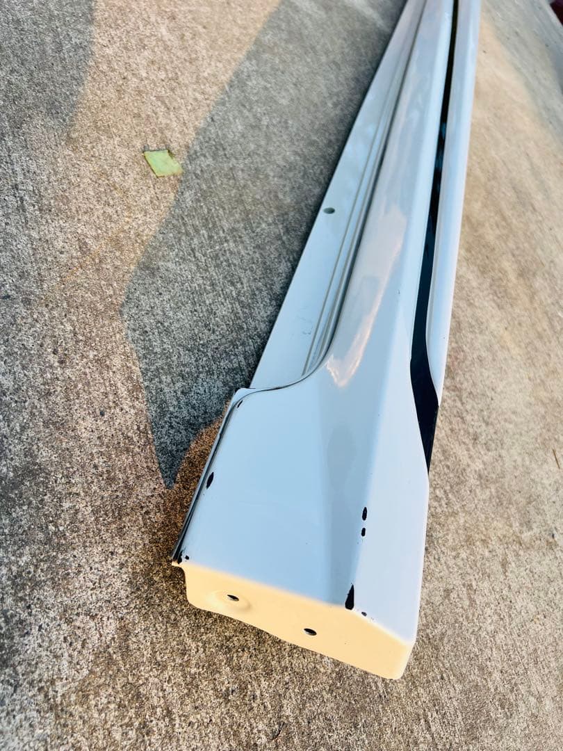 モデリスタサイドステップ左側TOYOTA