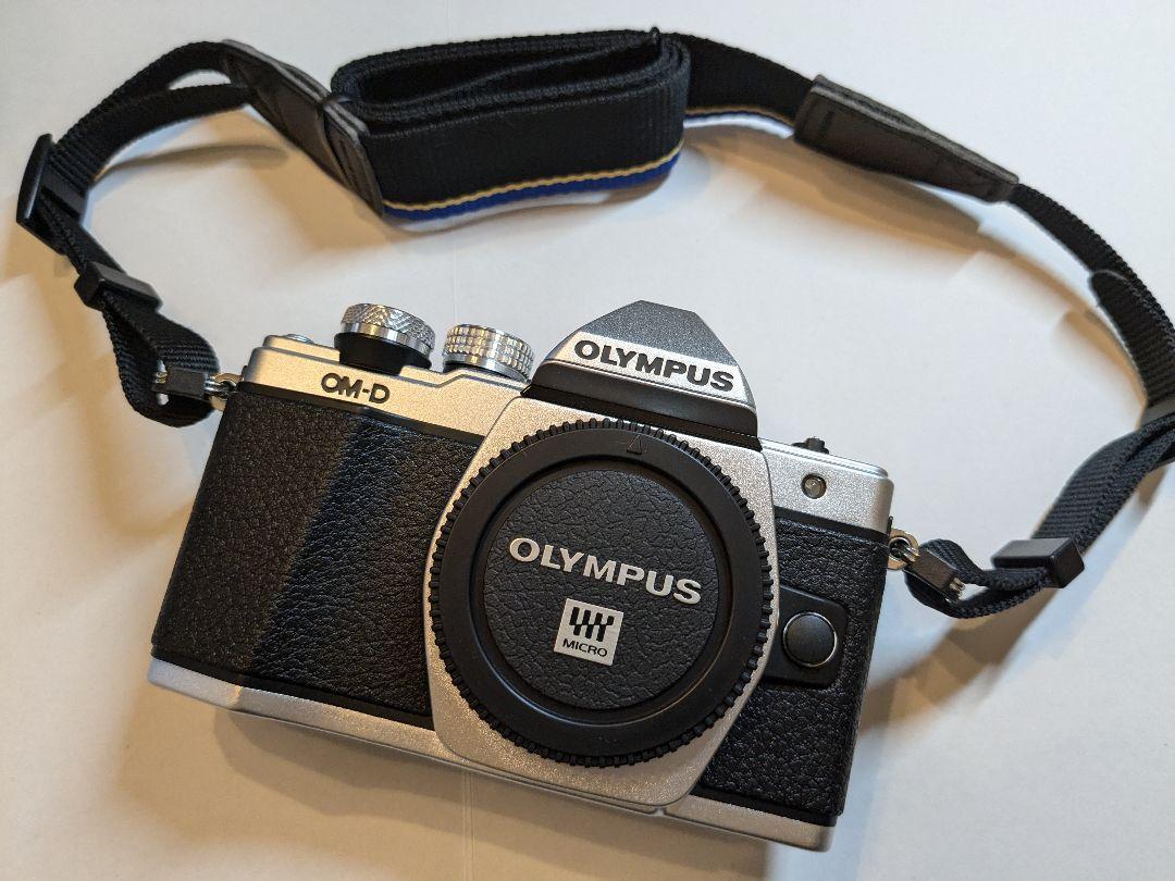 Olympus カメラ OM-D E-M10 mark ii カメラケース付き