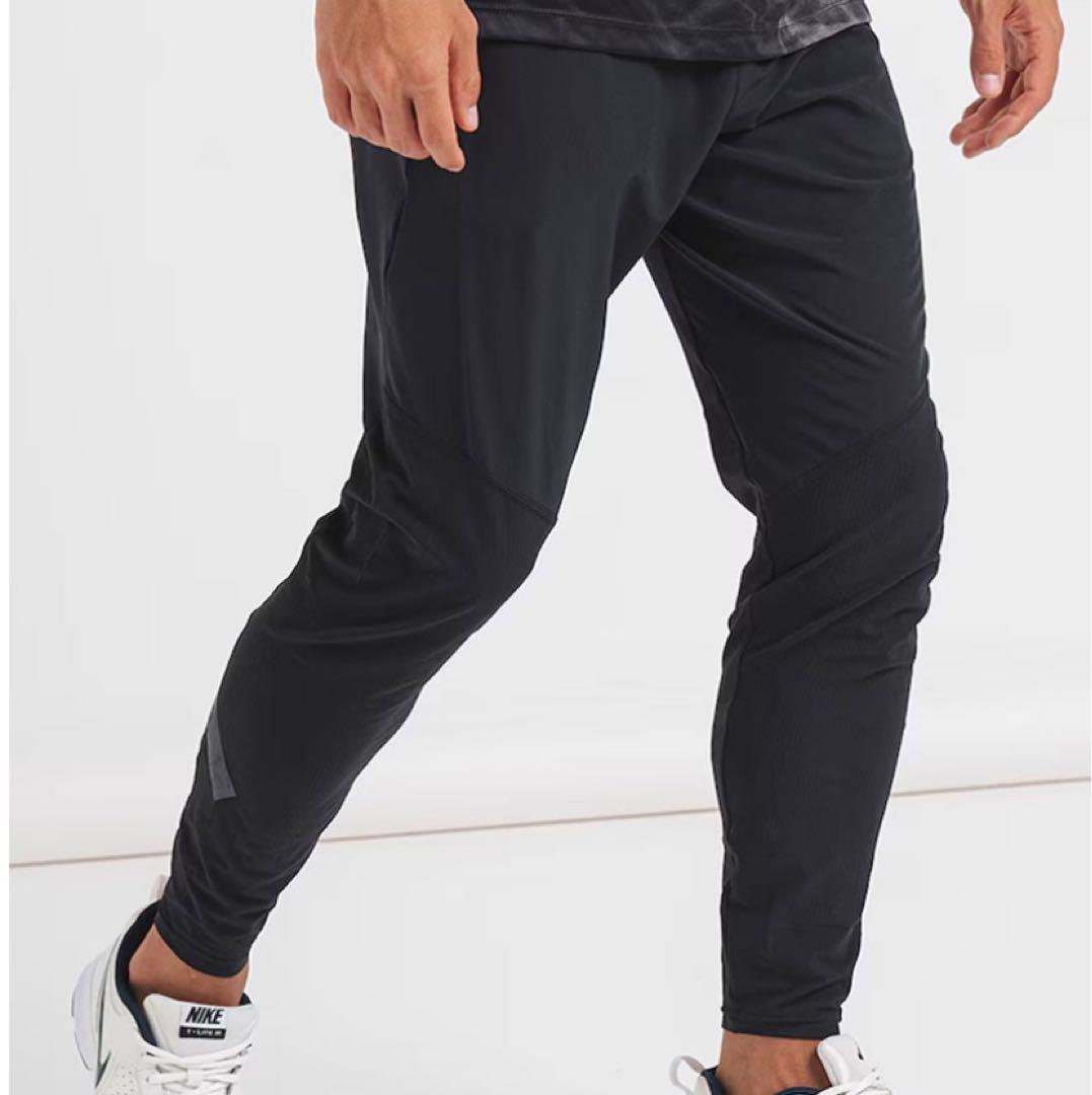 NIKE RUNNING DIVISION フェノムパンツ ストレッチランニング