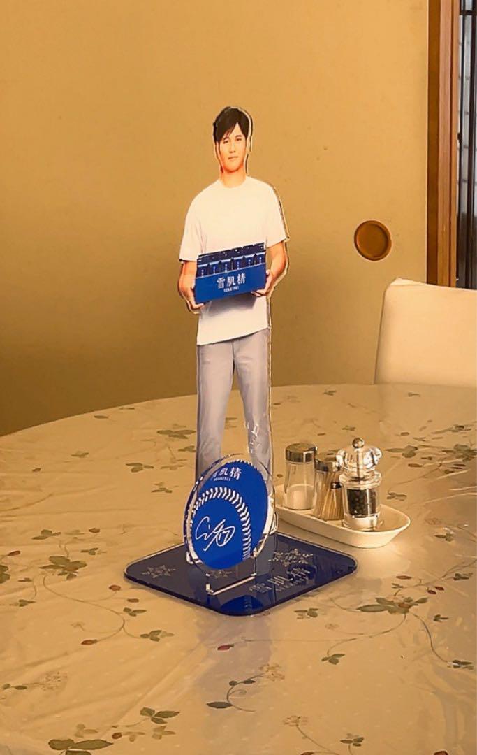 大谷翔平選手 限定品 コーセー 雪肌精 アクリルスタンド - メルカリ