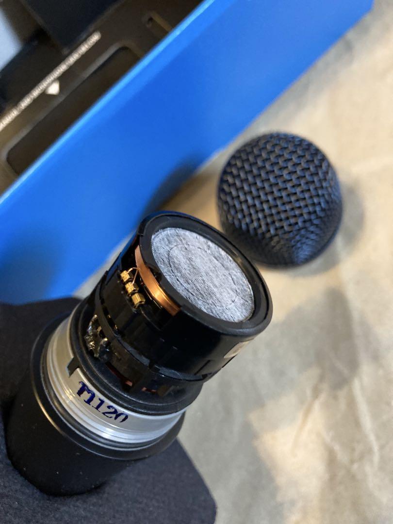 Sennheiser e 935 ボーカルマイク。