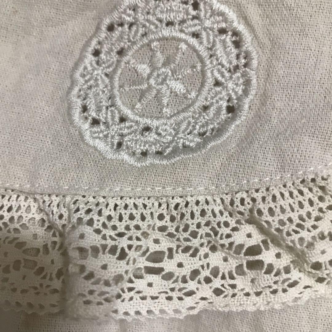 新品SM2お皿モチーフ刺繍ブラウス生成