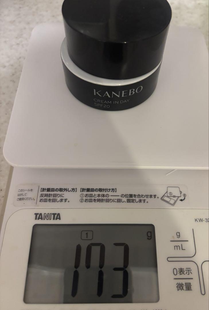 KANEBO　クリームインデイ　ほぼ未使用 ほぼ未使用 KANEBO クリーム イン デイ SPF20 PA+++ - メルカリ