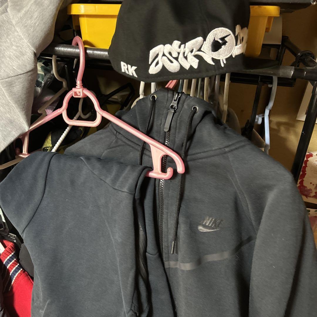 NIKE テックフリース 上下 セットアップ 黒 - メルカリ