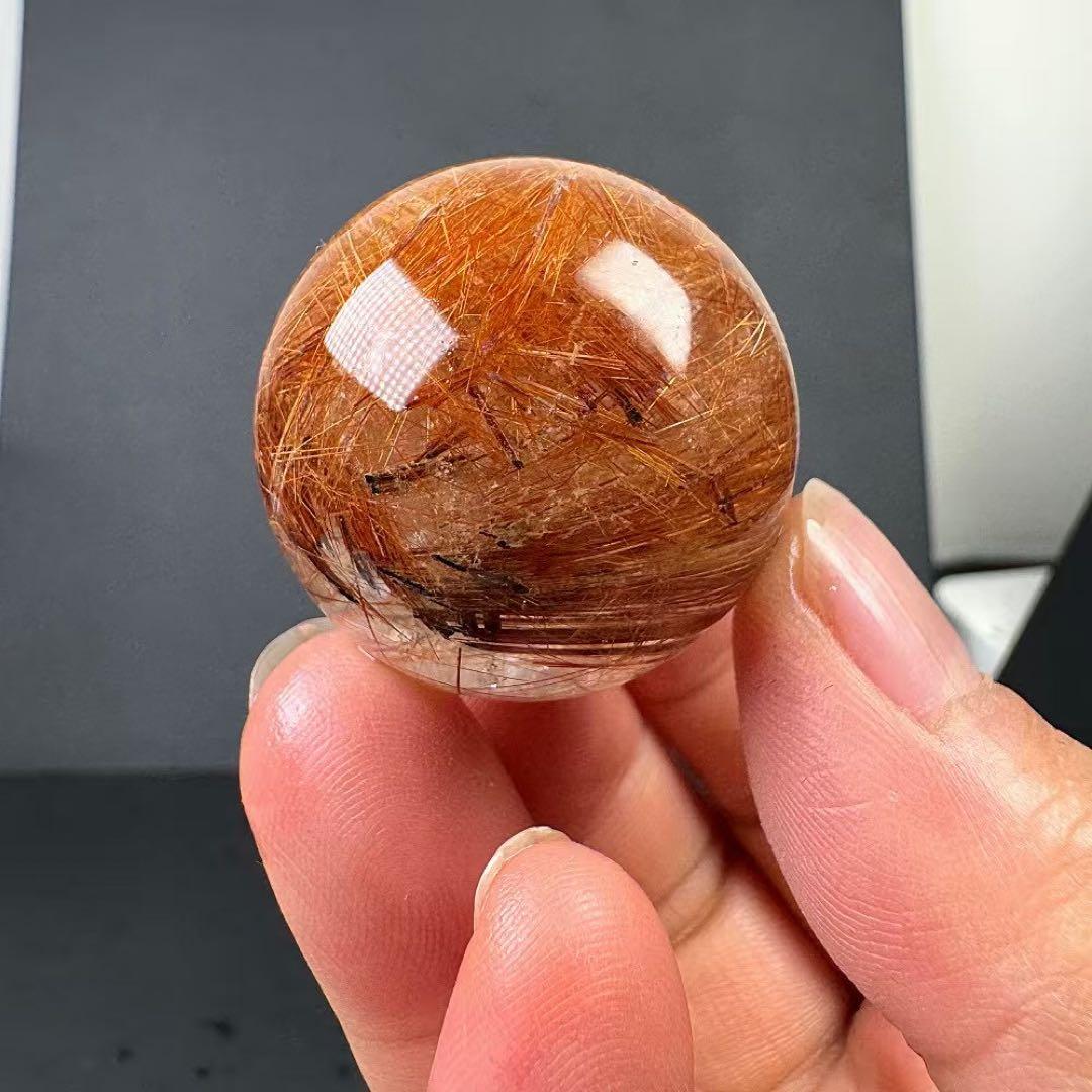 天然石ルチルクォーツのスフィア　丸玉　置物E.68