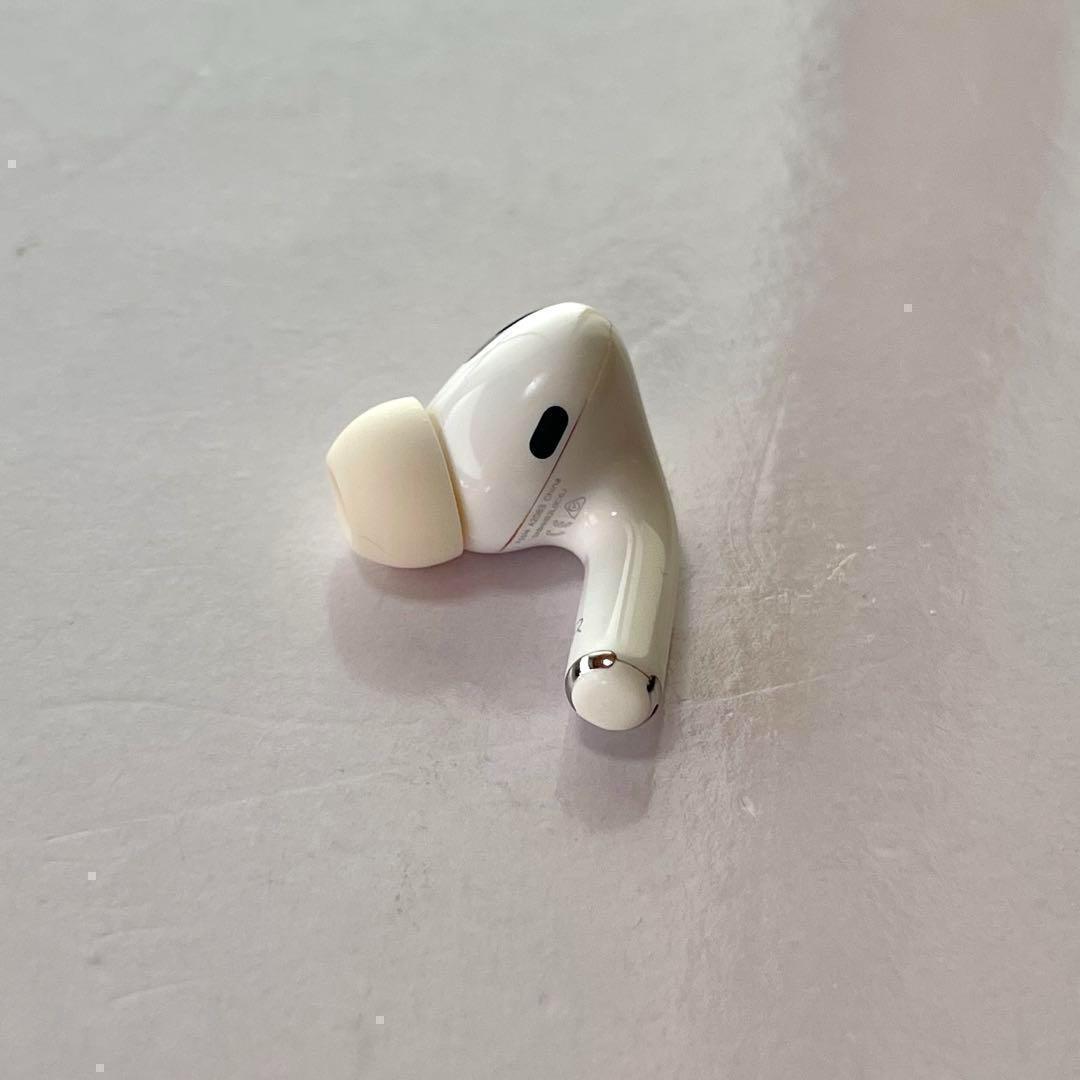 純正 Apple AirPods Pro 第1世代 右耳のみ 片耳 A2083 - メルカリ