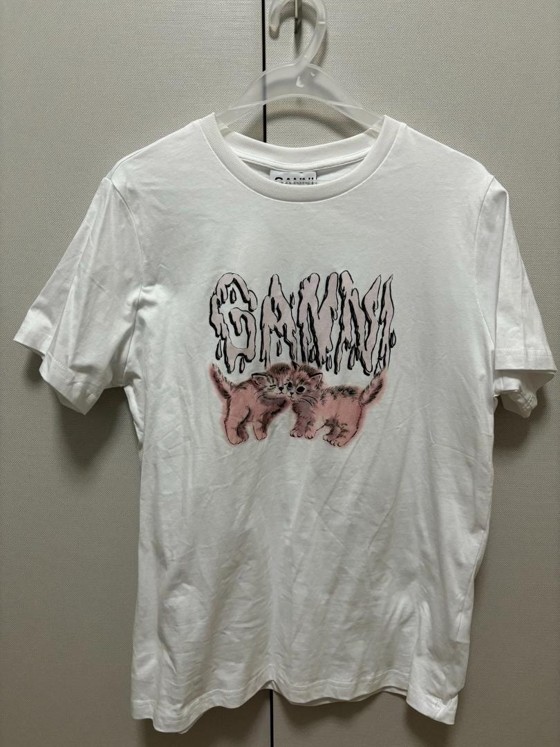 Ganni 白い子猫Tシャツの新しいMサイズです