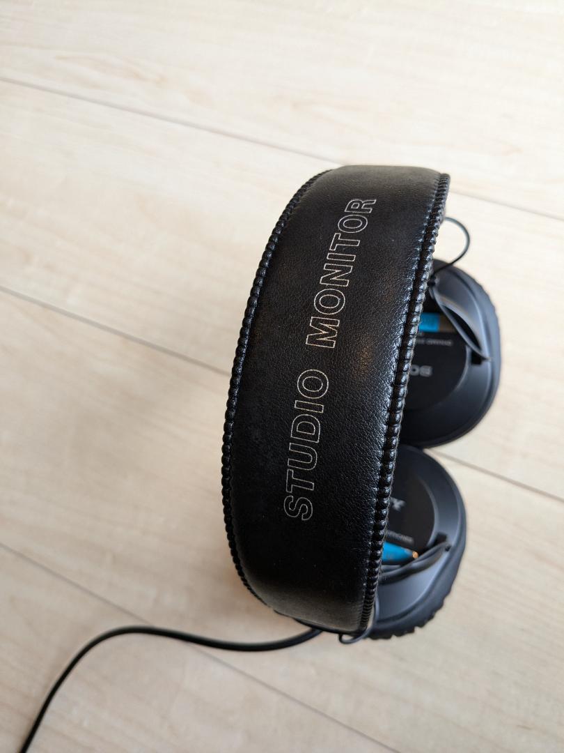SONY スタジオモニターヘッドフォン　MDR-7506