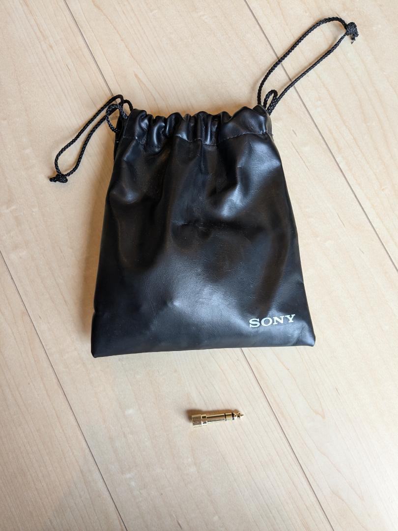 SONY スタジオモニターヘッドフォン　MDR-7506