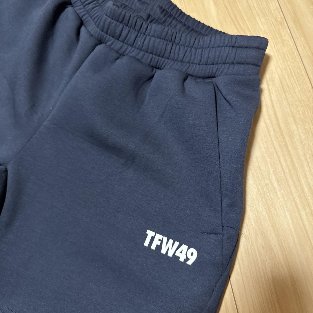 グランド牧場 セレクトセール TFW49 ネイビー ショートパンツ Mサイズ 美品 - メルカリ メンズウェア