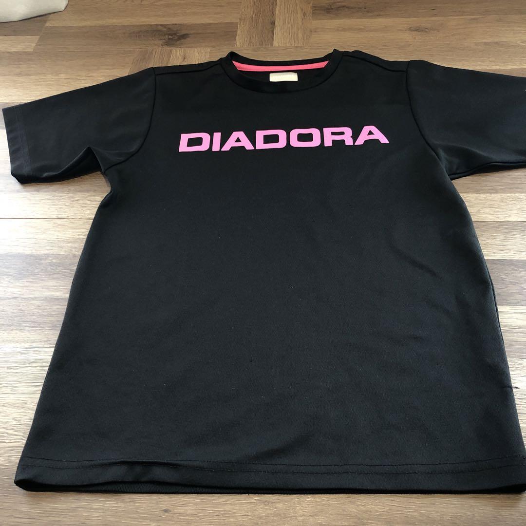 DIADORA 黒 スポーツTシャツ - メルカリ