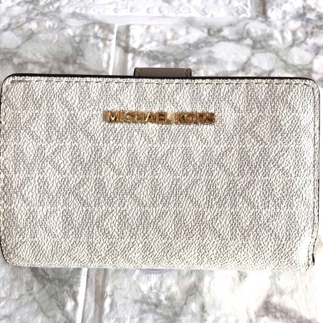 【専用】マイケルコース MICHAELKORS 二つ折り財布 ホワイトグレー