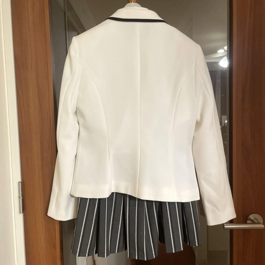 【専用】美品！キャサリンコテージスーツ160 白　入学式セレモニー