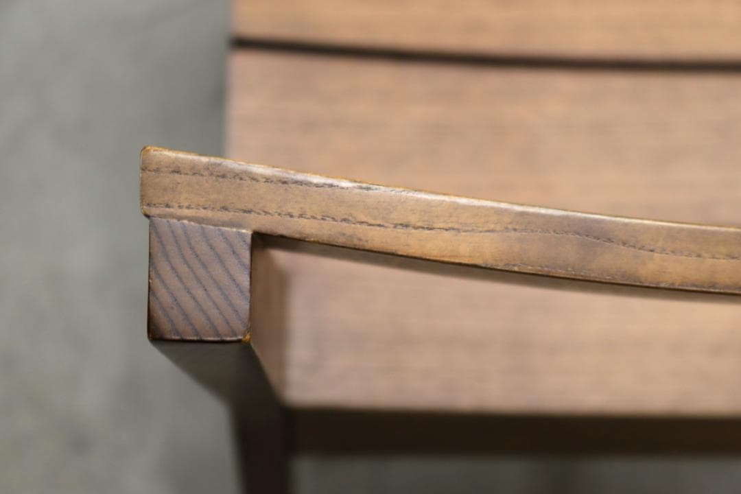 イクス ダイニングチェア