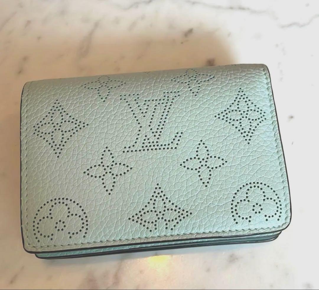 Louis Vuitton 二つ折り財布 ライトブルー レディース