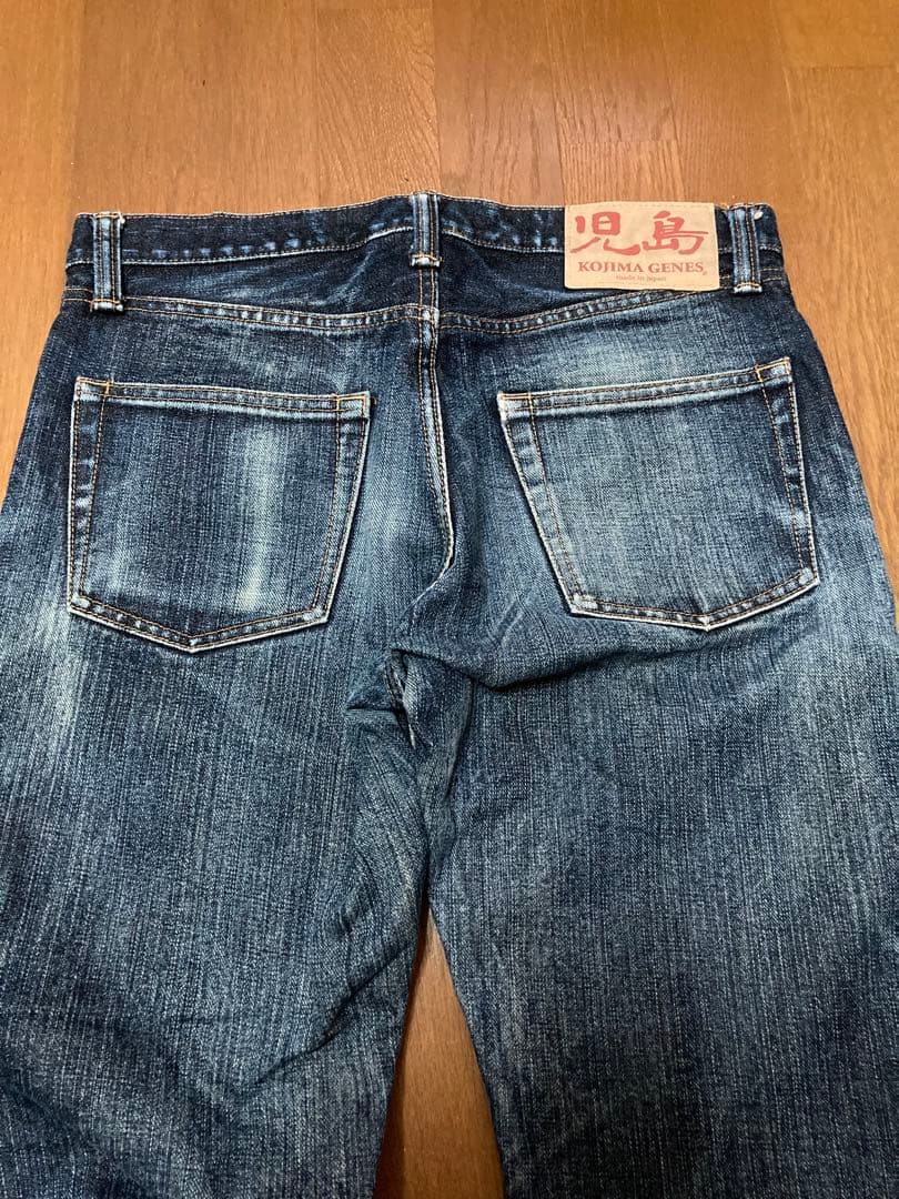 児島ジーンズ　Gパン　デニム　インディゴ　蜂の巣　髭　ストレート　色落ち