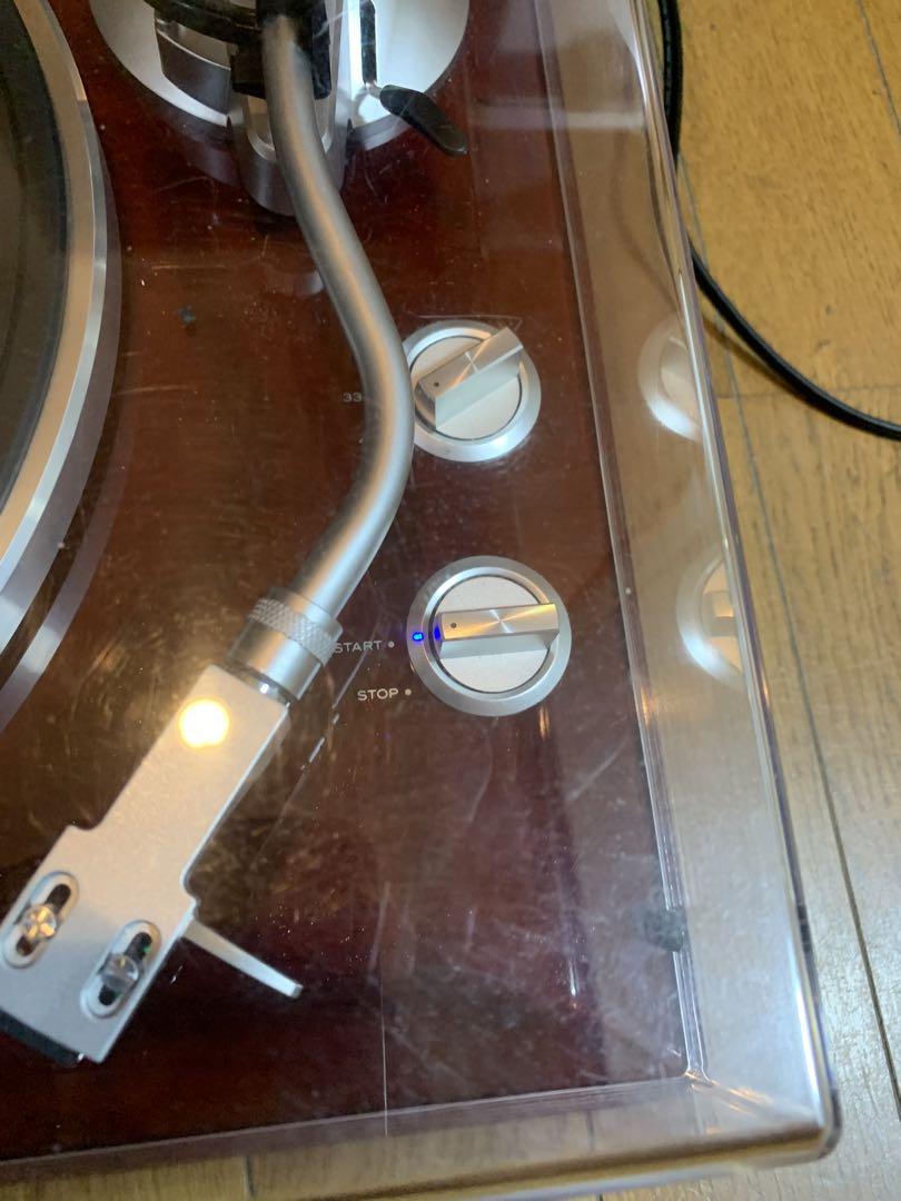レコードプレーヤー ターンテーブル