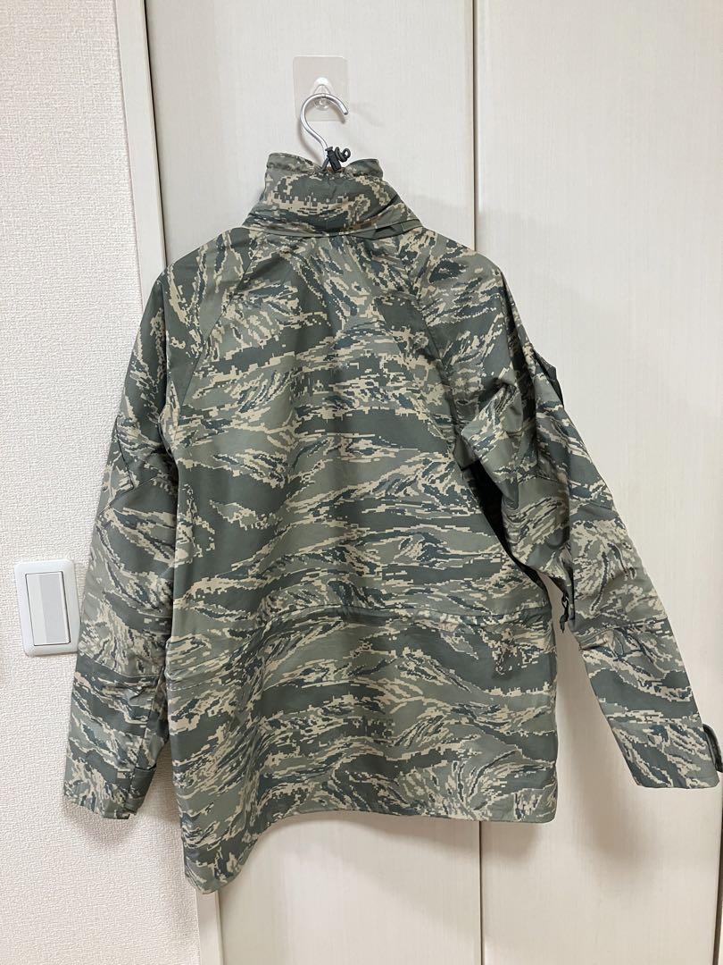 アメリカ軍　ゴアテックスパーカー　SMALL-REGULAR  程度良好