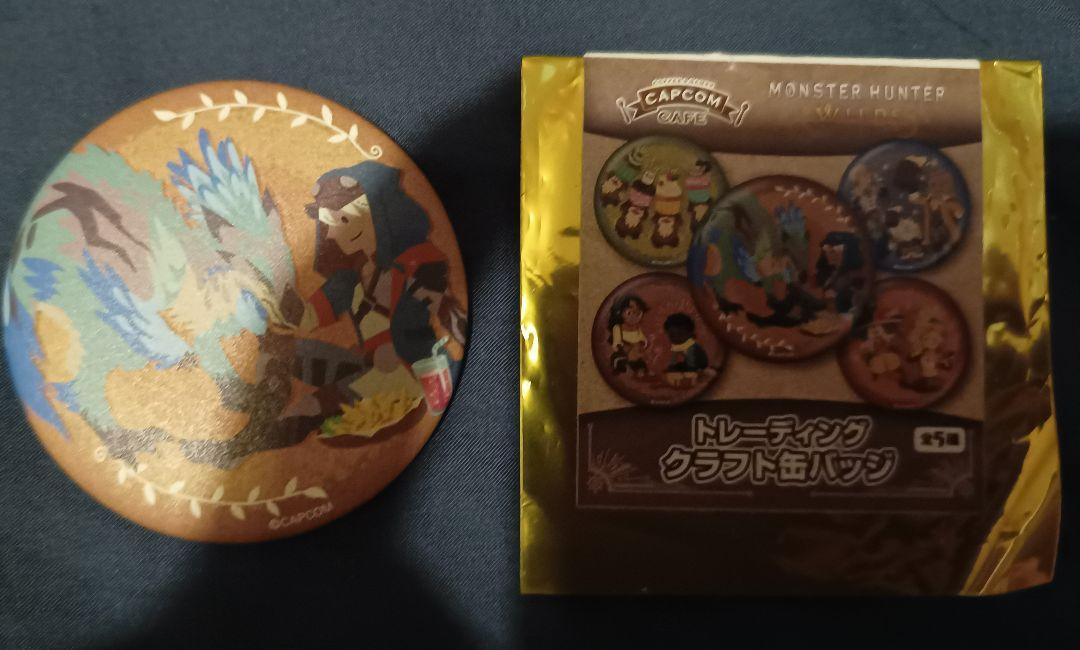 モンスターハンター サンブレイク ウツシ 仮面 缶バッジ カプコンカフェ カプコンカフェ イオンレイクタウン店＆池袋店