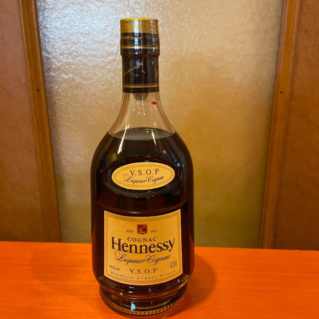 メルカリ Hennessy ヘネシー V S O P Cognac 0 7l 未開栓 ブランデー 8 900 中古や未使用のフリマ メルカリ Hennessy ヘネシー V S O P Cognac 0 7l 未開栓 ブランデー 8 900 中古や未使用のフリマ