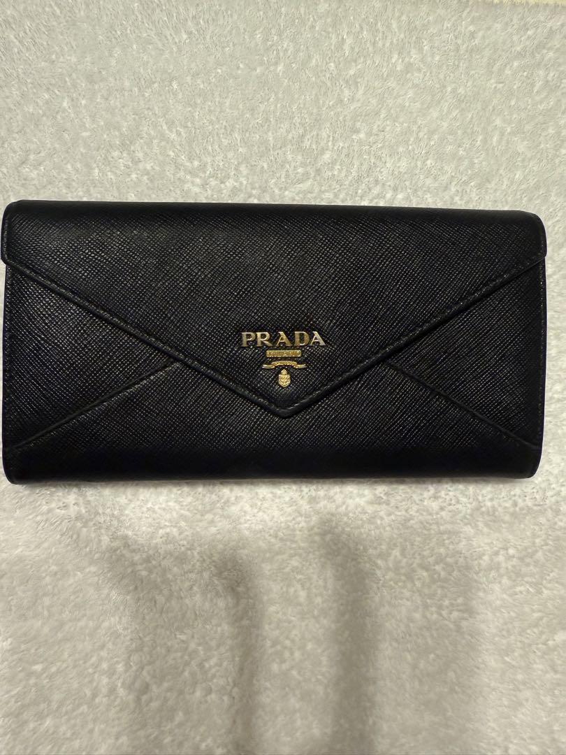 プラダ PRADA 二つ折り財布 黒 サフィアーノレザー