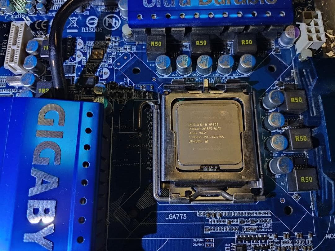 EP45-UD3R +Q9650 +PC2-8500(PC2-8900) 8GB - メルカリ