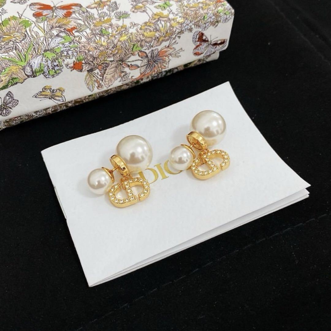 Dior Tribales ピアス メタル・レジンパール・クリスタル ゴールド