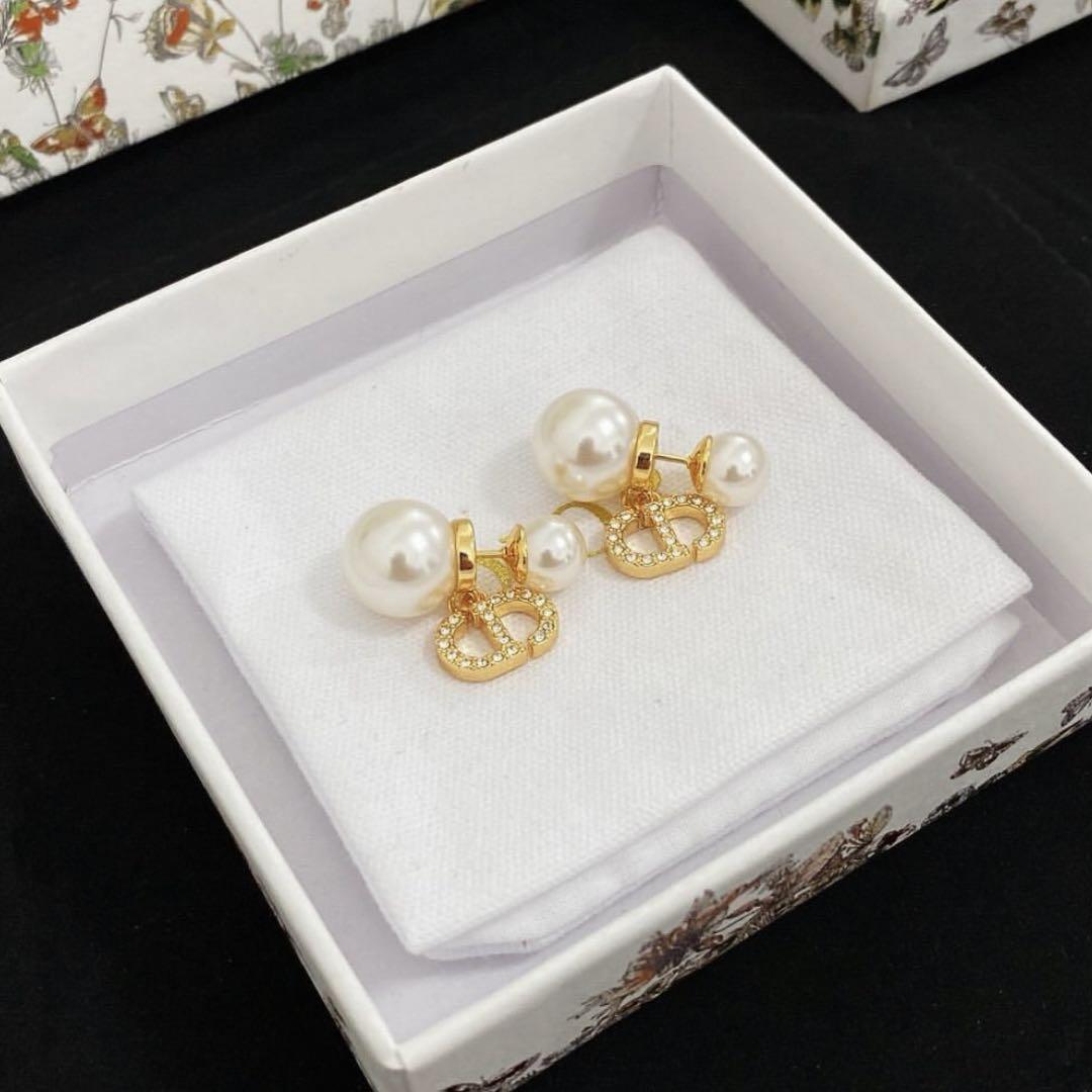 Dior Tribales ピアス メタル・レジンパール・クリスタル ゴールド