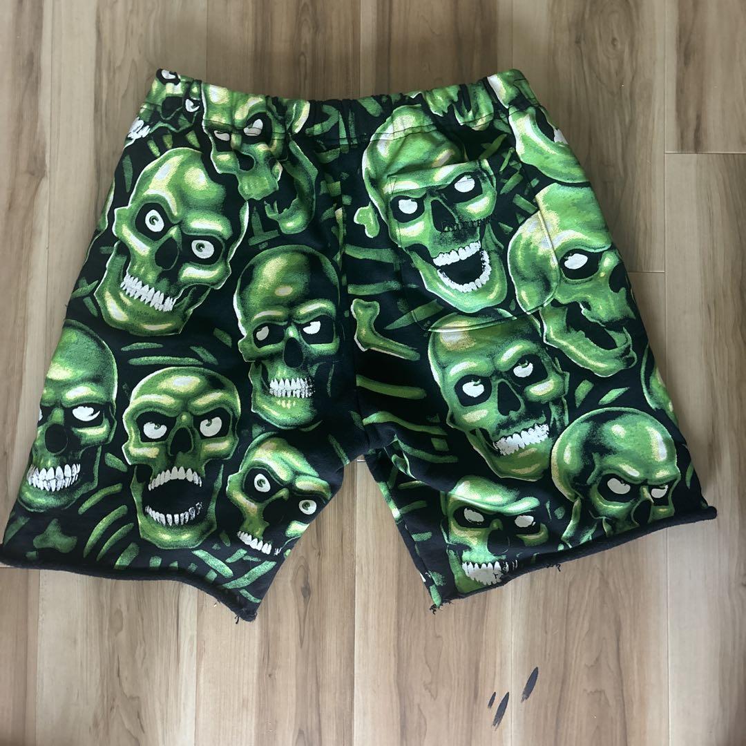 Supreme スカル　ハーフパンツ