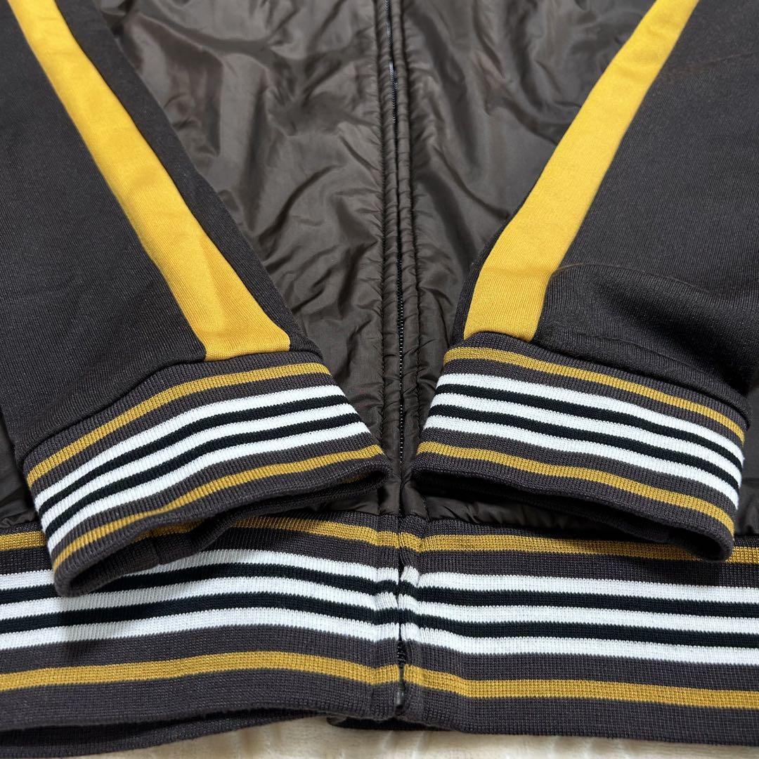 BURBERRY BLACKLABELトラックジャケット　スタジャン　スカジャン BURBERRY BLACKLABELトラックジャケット スタジャン スカジャン