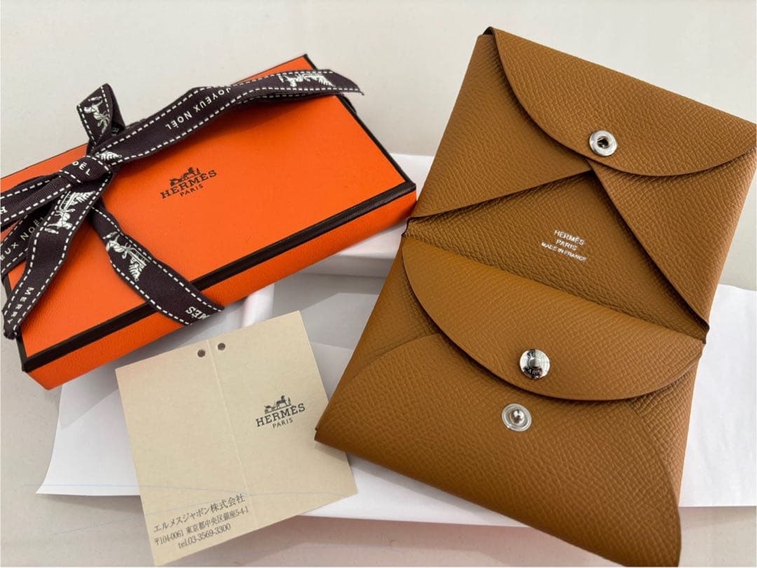 【美品】HERMES エルメス　カルヴィデュオ　セサミ　セザム　財布　カード 81,800円