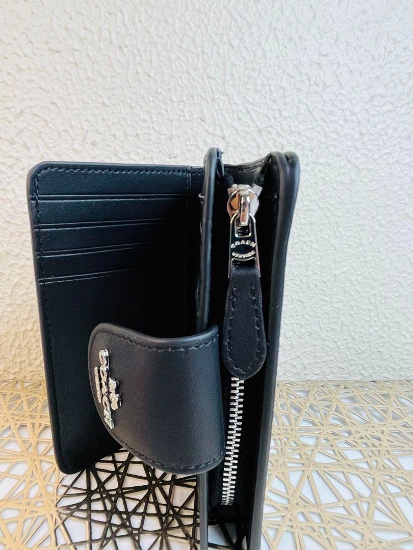 COACH コーチ折りたたみ財布 可愛いレザー シグネチャーデザイン