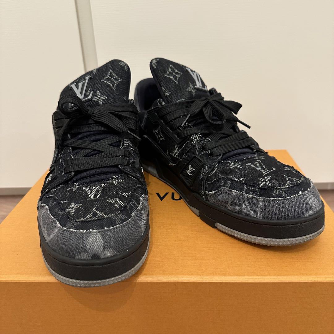 ルイヴィトン　LVトレイナー louis vuitton lv trainer