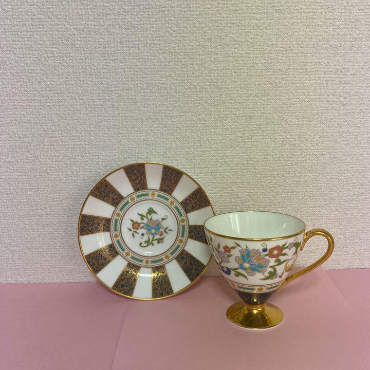 ノリタケ  ボーンチャイナ シリル2006 カップ＆ソーサー