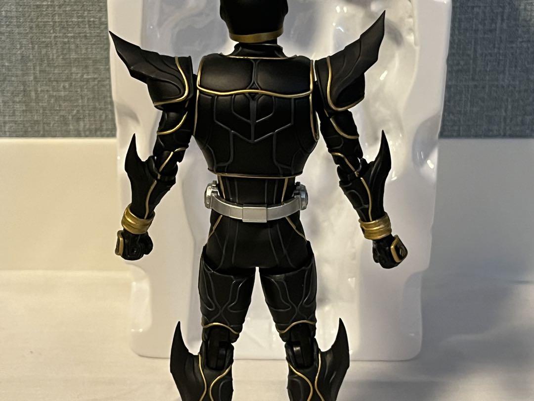 バンダイ 真骨彫 真骨頂 仮面ライダークウガ アルティメット ダグバ