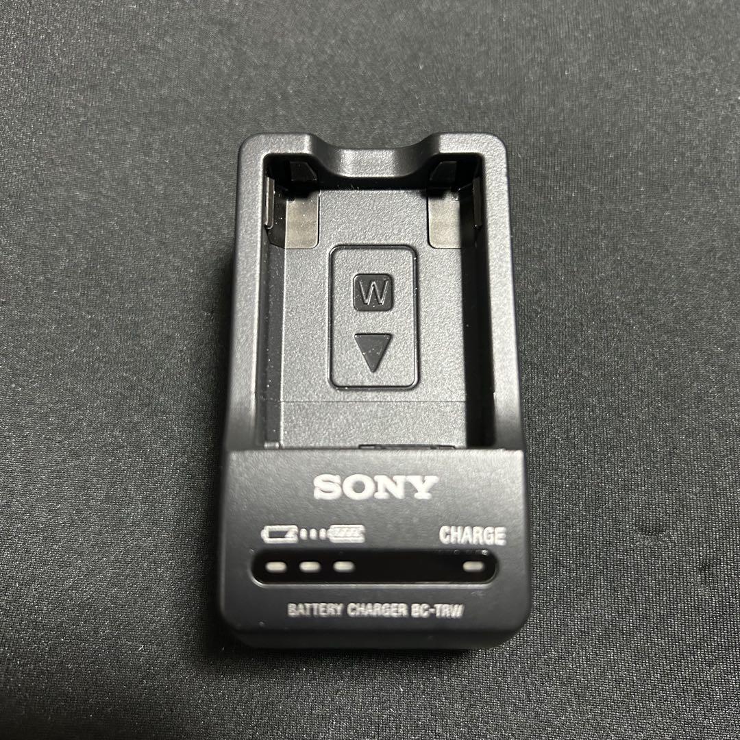 SONYソニー VLOGCAM ZV-E10ミラーレス一眼カメラ グリップ付き