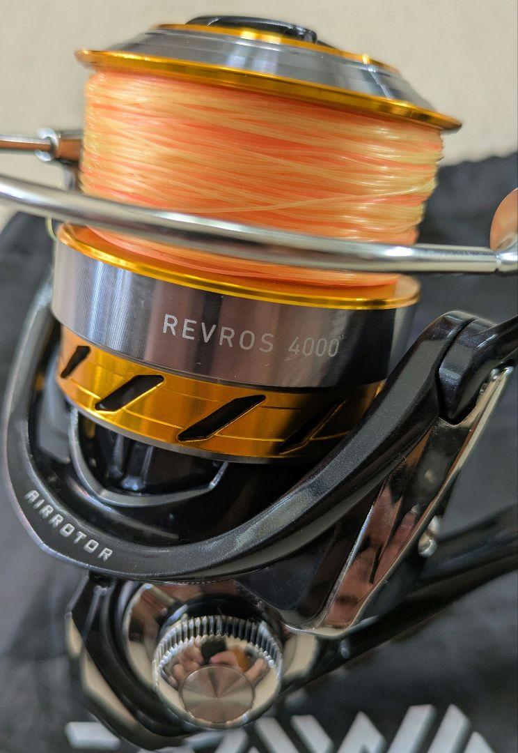 DAIWA レブロス 4000　スピニングリール
