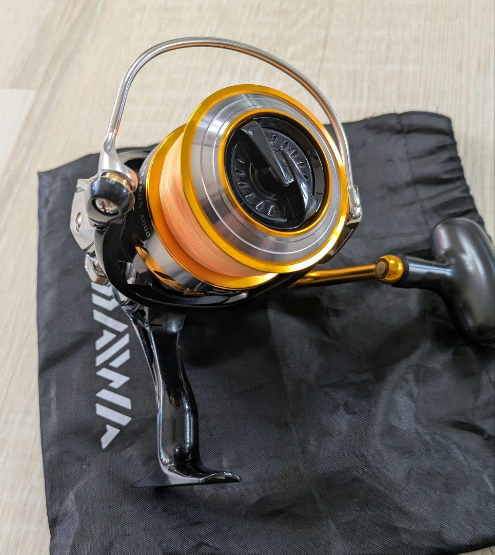 DAIWA レブロス 4000　スピニングリール