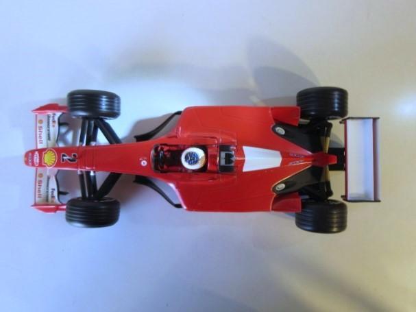 特価 Hot Wheels (1/18) フェラーリ F2001