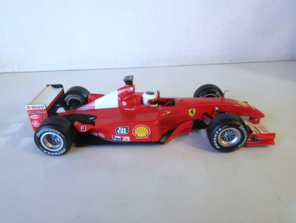 特価 Hot Wheels (1/18) フェラーリ F2001