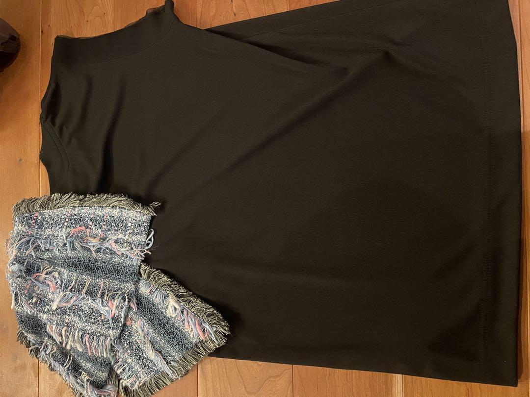 美品！AdonisisSAISON フリル付きノースリーブ 美品！AdonisisSAISON フリル付きノースリーブ