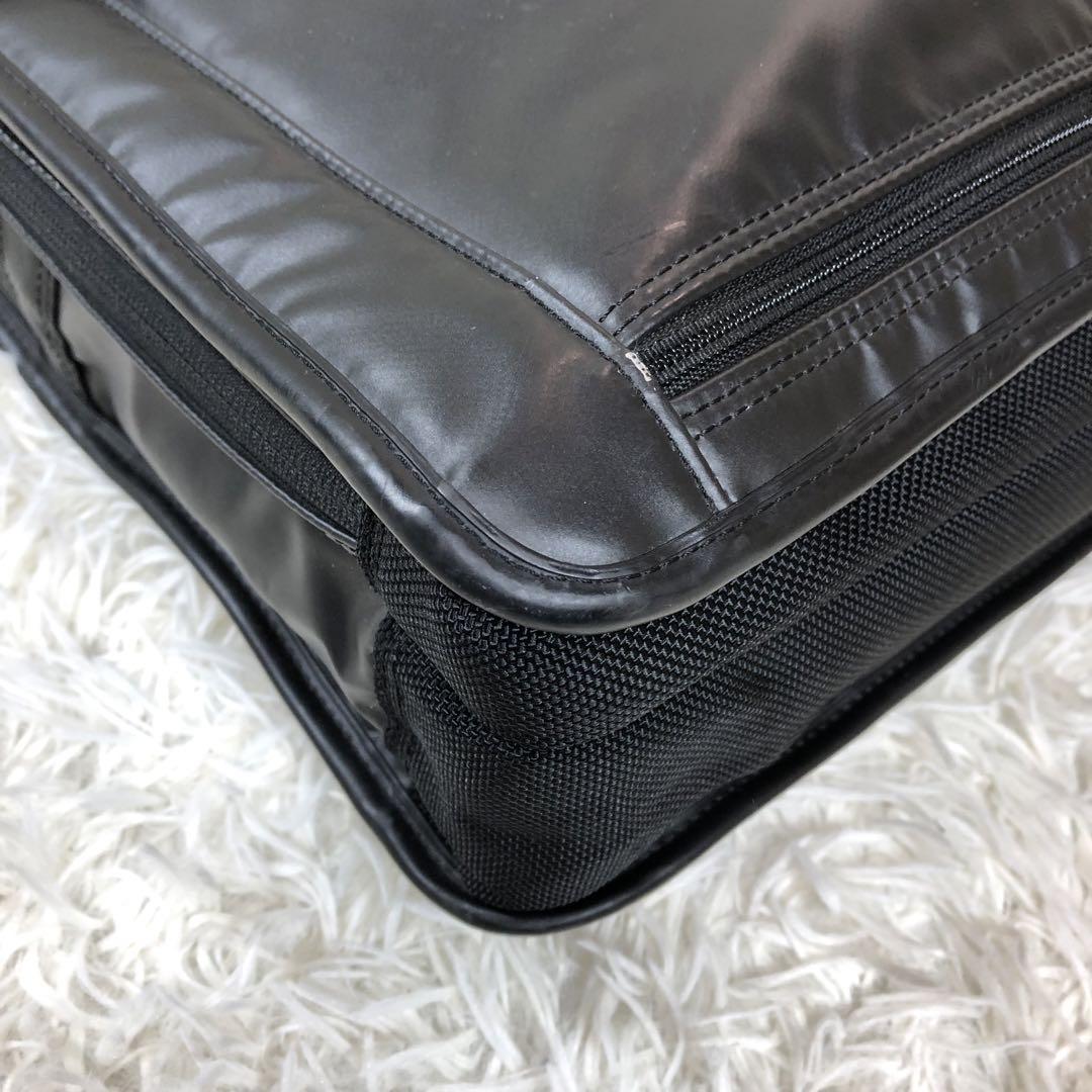 PORTER　ビジネスバッグ　黒　ロゴタグ　2wayバッグ　吉田カバン